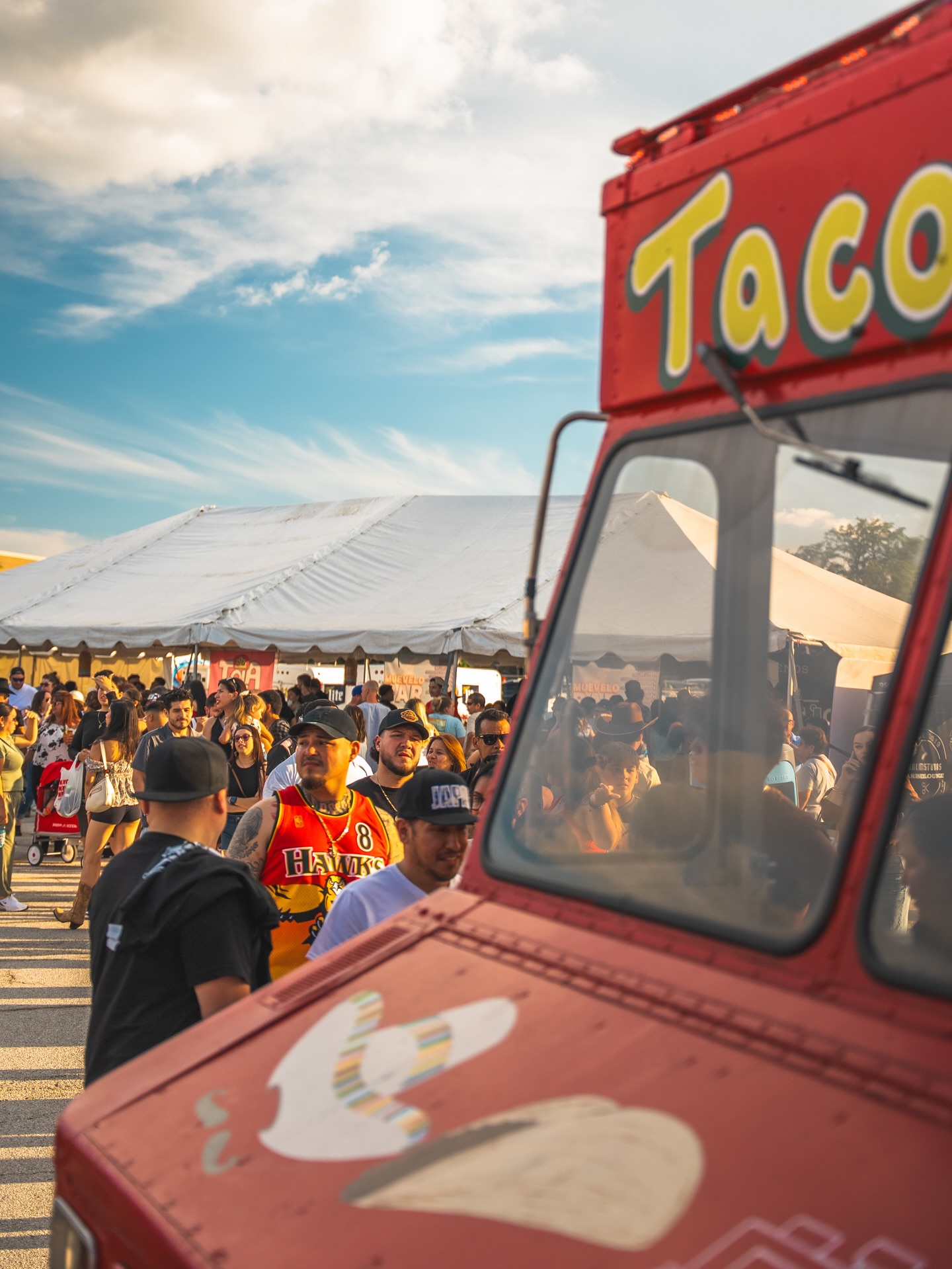 Ta Canijo at an event